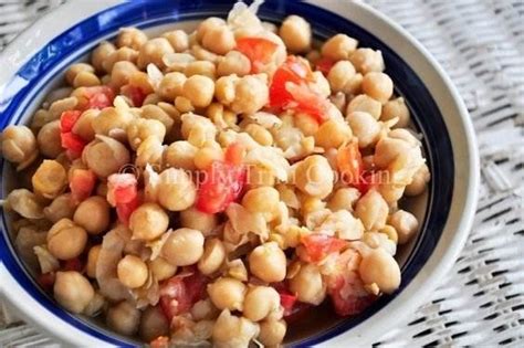 Garlic Channa Salad