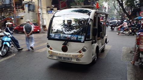 Electric micro bus for a ride round Hanoi's old quarter | Flickr