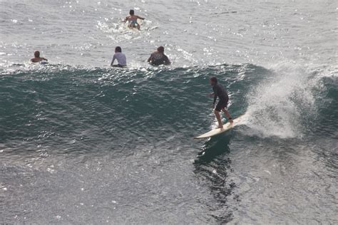 Capturing the Moment: Surfing Honolua Bay, Maui