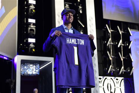 Why the Ravens drafted Kyle Hamilton, size, skill and attitude ...