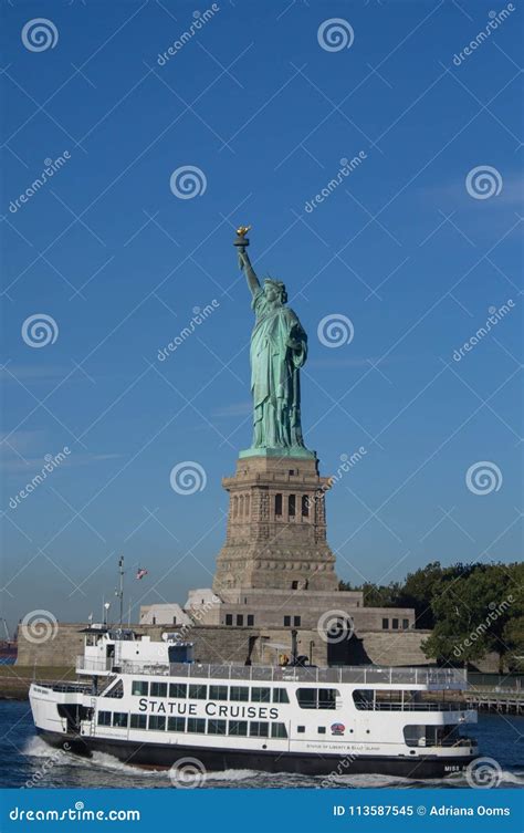 Statue Cruises Ferry in Front of the Statue of Liberty Editorial Image - Image of sculpture ...