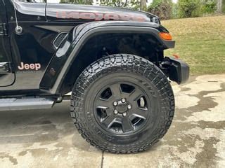 New Tire Day Kenda Klever RT 35x10.5x17, no lift! : r/JeepGladiator