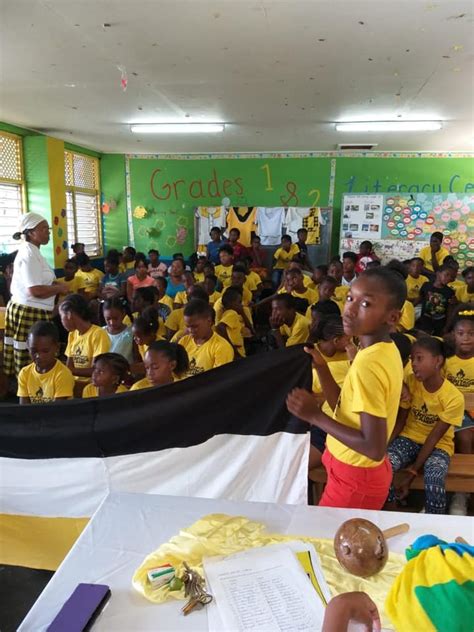 Learning about the colors of... - Garifuna Heritage Camp 2019