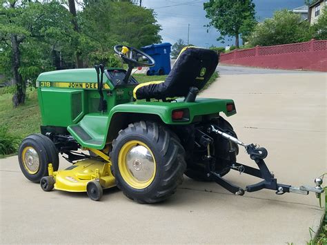 John Deere Garden Tractor | Big Green Tractor | John Deere Equipment