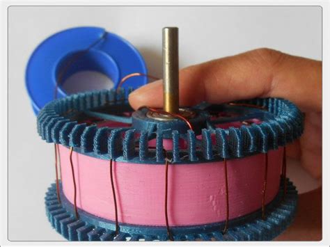 Radial low-RPM Halbach array PM Generator with serpentine coils. 3D Print 93570 Magnetic ...