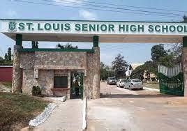 Calm returns to Kumasi Girls, St. Louis SHS after protest over mid-sem break | Cedidollar