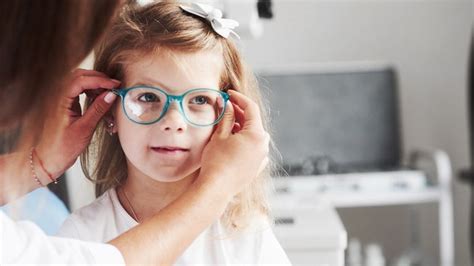 Here's where to get free glasses for your kids in Canada - Today's Parent