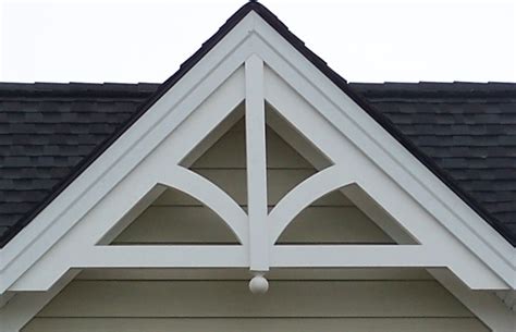 Gable Pediment 201 - River Valley Custom Millwork