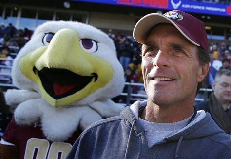 Former Heisman Trophy winner Doug Flutie named keynote speaker at Via ...