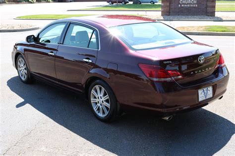 2008 Toyota Avalon Limited | Victory Motors of Colorado