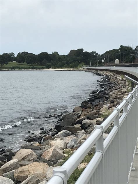 NIANTIC BAY BOARDWALK - 90 Photos & 10 Reviews - Beaches - 30 Main St ...