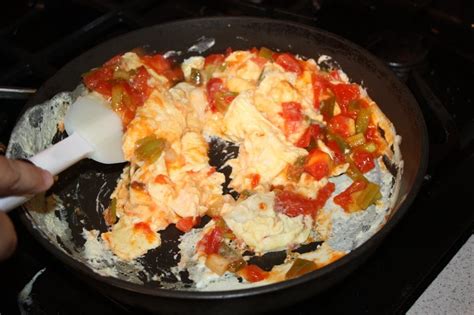 Chinese Tomato & Eggs Recipe - Dish Ditty