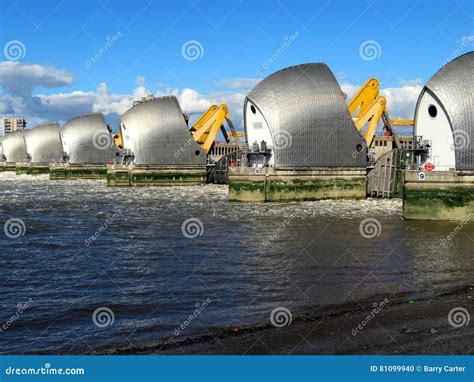 Thames flood barrier stock photo. Image of water, underspill - 81099940