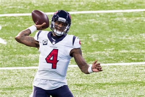 Deshaun Watson: 4 Reasons to stay with Houston Texans