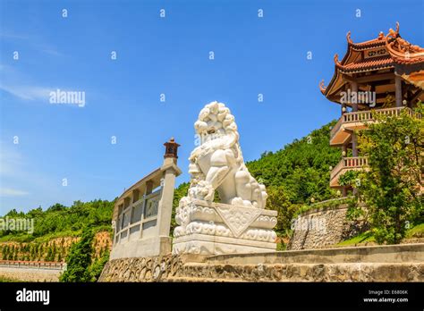 Ha long bay at Quang Ninh province, Vietnam Stock Photo - Alamy