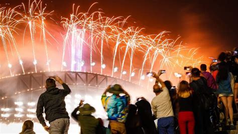 Watch Sydney New Year’s Eve Fireworks Live Stream 2020-2021 | Heavy.com