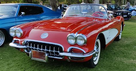 Chevrolet Corvette C1 Convertible : r/Autos