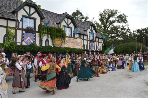 The Bristol Renaissance Faire Is All About the Queen, Lords, Ladies and Fun... - Travel Insider