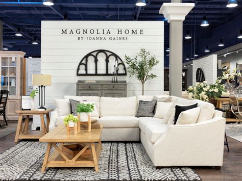 West Coast home store greets DFW with special treat from Joanna Gaines ...