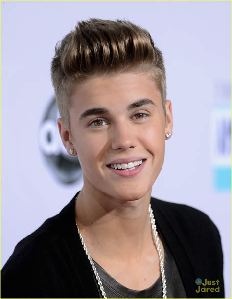 Justin Bieber: AMAs 2012 Winner! | Photo 511088 - Photo Gallery | Just Jared Jr.