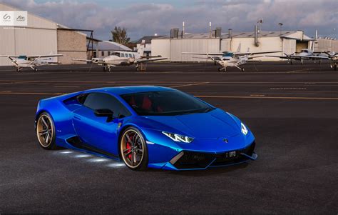 Stunning Blue Chrome Lamborghini Huracan by Sunus Motorsport - GTspirit