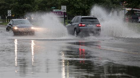 Severe storms, hail hit metro Detroit with winds up to 60 mph