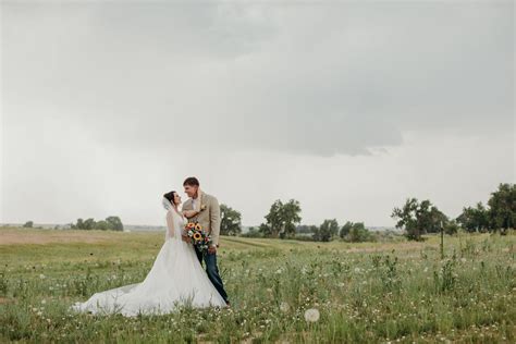 Lily Farm Fresh Event Center - Leah Goetzel Photography