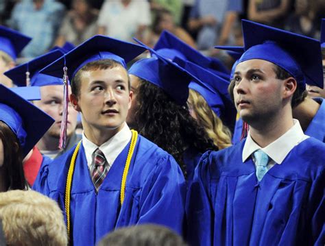 413 seniors graduate from Madison Central | Local News | richmondregister.com