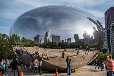 Cloud Gate in Chicago · Free Stock Photo