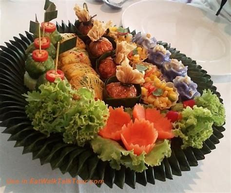 Yummy Royal Thai Cuisine Platter