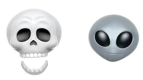 These 10 Best Halloween Emojis & Animojis Will Make Your Messages So Spooky