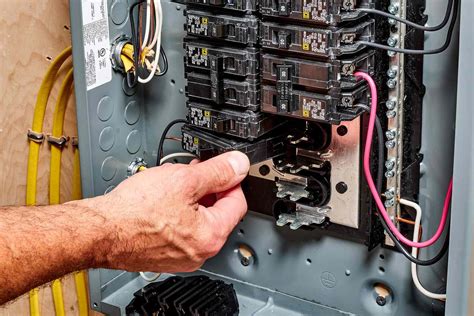 How to Replace a Circuit Breaker