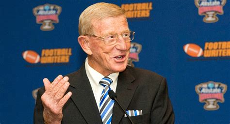 Lou Holtz Apologizes to Marcus Freeman But Stands Behind Comments Directed at Ryan Day: "I Don't ...