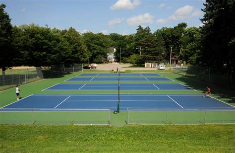 The top 5 public tennis courts in the Ann Arbor area