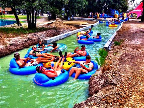 The Longest Lazy River In Texas Belongs On Your Bucket List