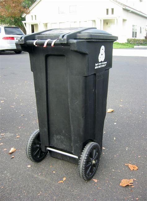 File:Waste Container back.jpg - Wikimedia Commons