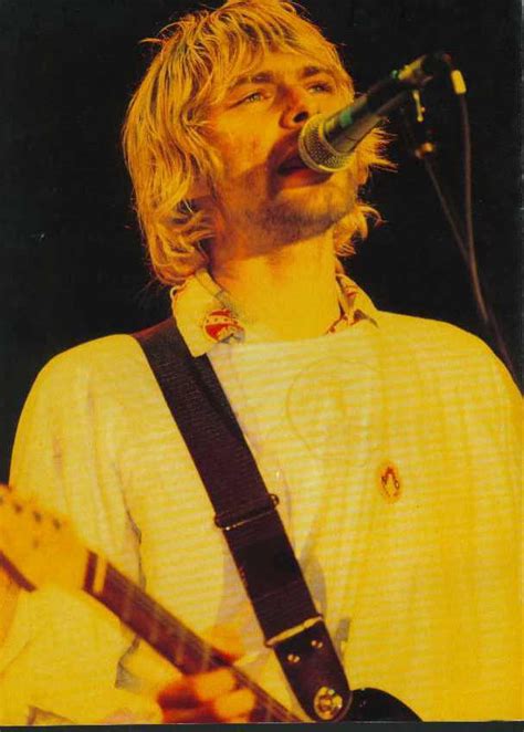 Kurt Cobain Live At Reading 1992 by SasukeTheHotty on DeviantArt