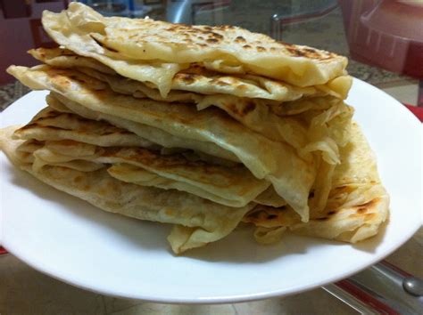 The secret recipes of Asian homes: Making Roti Canai / Japati / Murtabak/Roti prata