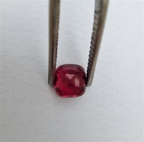 Red Tourmaline - 1.04 ct - Catawiki