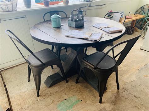 Round Rustic Farmhouse Table Set with Chairs Single Pedestal | Etsy