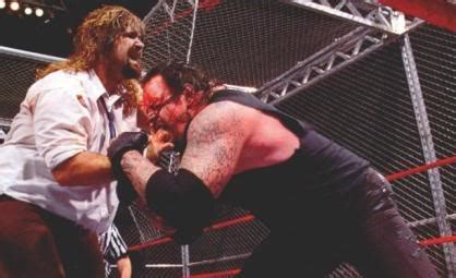 Undertaker VS Mankind - Ultimate Dead Man The Undertaker