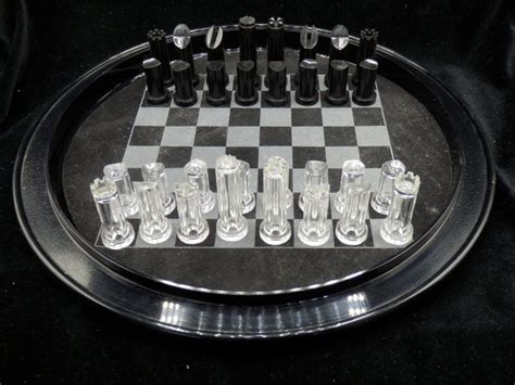 Beautiful Design Chess Game - Plastic - Catawiki