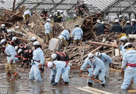 Japan earthquake and tsunami: After 9 days 2 people rescued from rubble ...