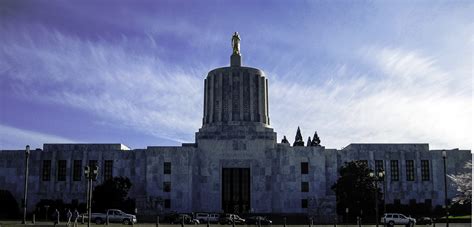 Oregon State Capital in Salem, Oregon image - Free stock photo - Public ...