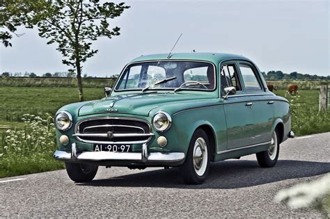 Peugeot 403 Berline 1960 Green Classic Car