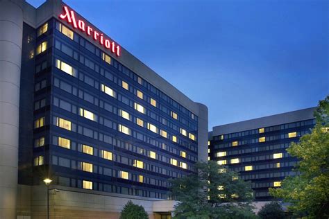 Newark Liberty International Airport Marriott in Newark, NJ | Expedia