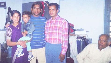 MS Dhoni’s ancestral family won't be able to watch his biopic - CricTracker