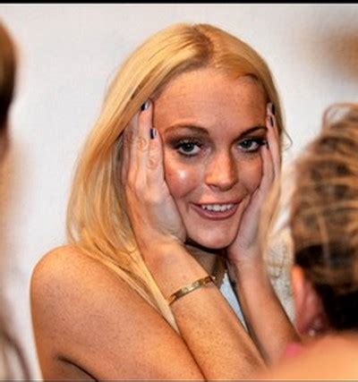 Young Style Model: Lindsay Lohan Fashion