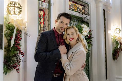 Christmas at Graceland - Cast | Hallmark Channel