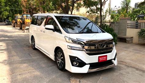 Upcoming Toyota Vellfire Luxury MPV Showcased To Potential Buyers In India